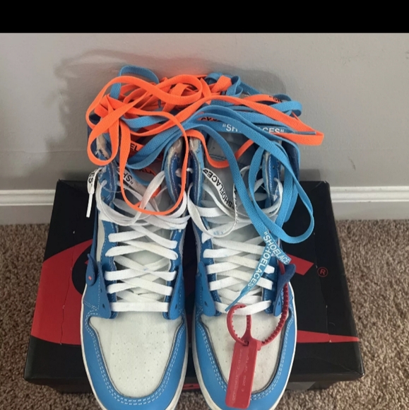 Jordan 1 off white unc - Picture 6 of 6